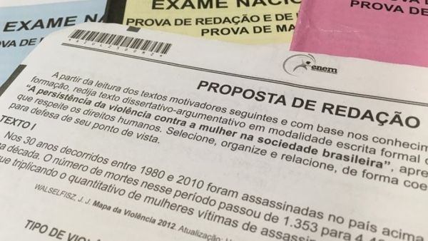  Resultados do ENEM 2020 apontam diminuição significativa em alunos com nota máxima em redação